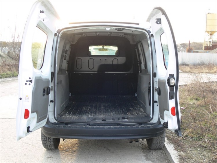 Renault Kangoo Express MAXI 1.5 dCi (63kW)