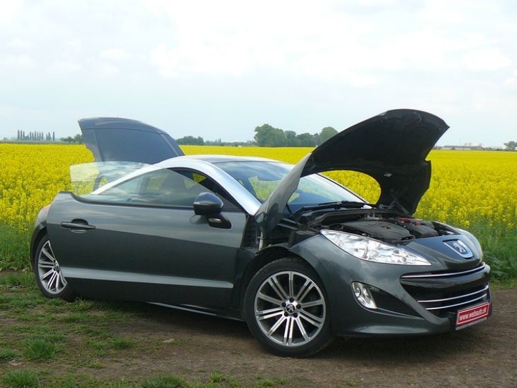 Peugeot RCZ 2.0 HDi FAP