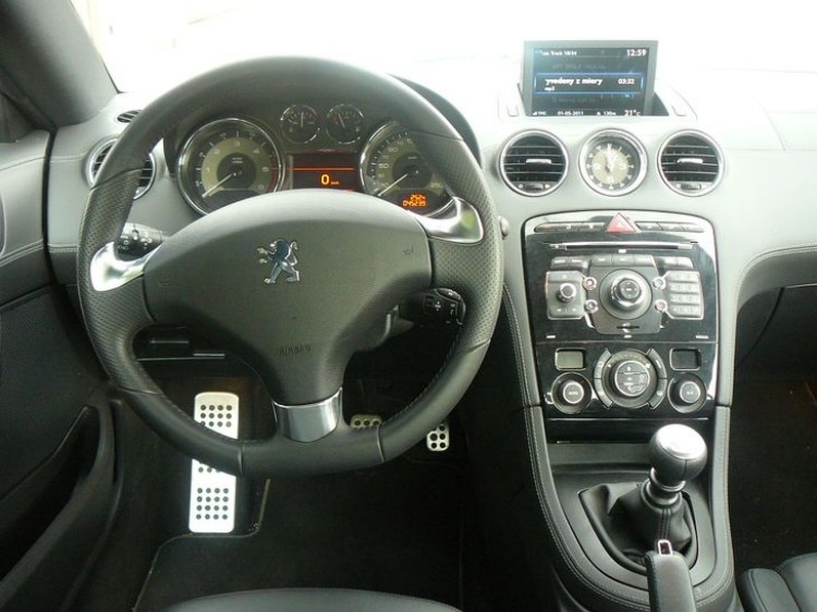 Peugeot RCZ 2.0 HDi FAP