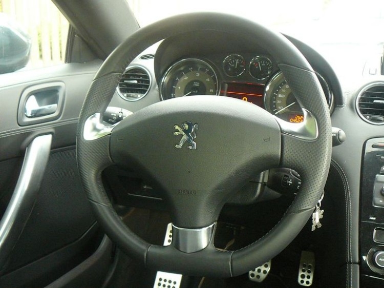 Peugeot RCZ 2.0 HDi FAP