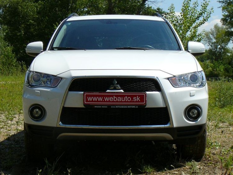 Mitsubishi Outlander 2.2 DI-D MIVEC 4WD