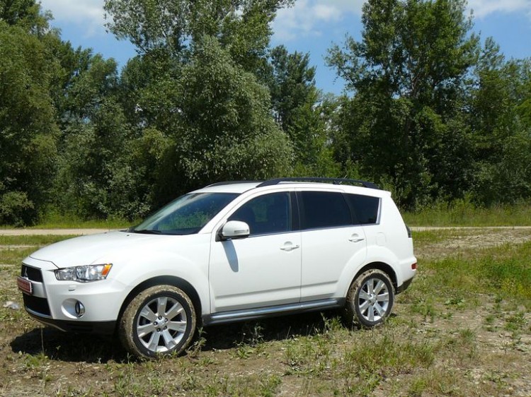 Mitsubishi Outlander 2.2 DI-D MIVEC 4WD