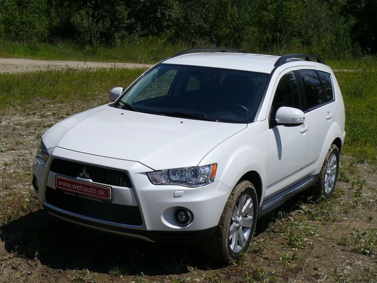 Mitsubishi Outlander 2.2 DI-D MIVEC 4WD