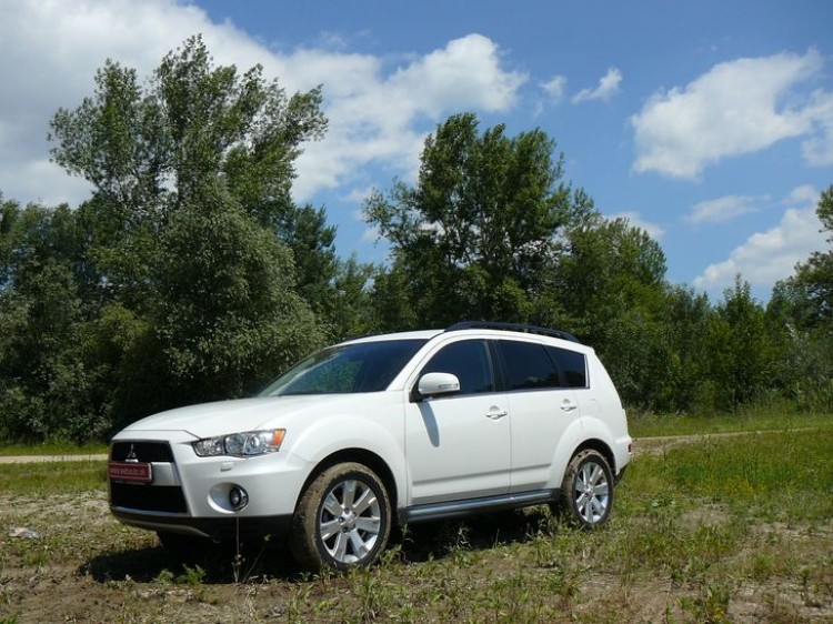 Mitsubishi Outlander 2.2 DI-D MIVEC 4WD