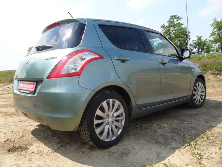 Suzuki Swift 1.2 VVT AT