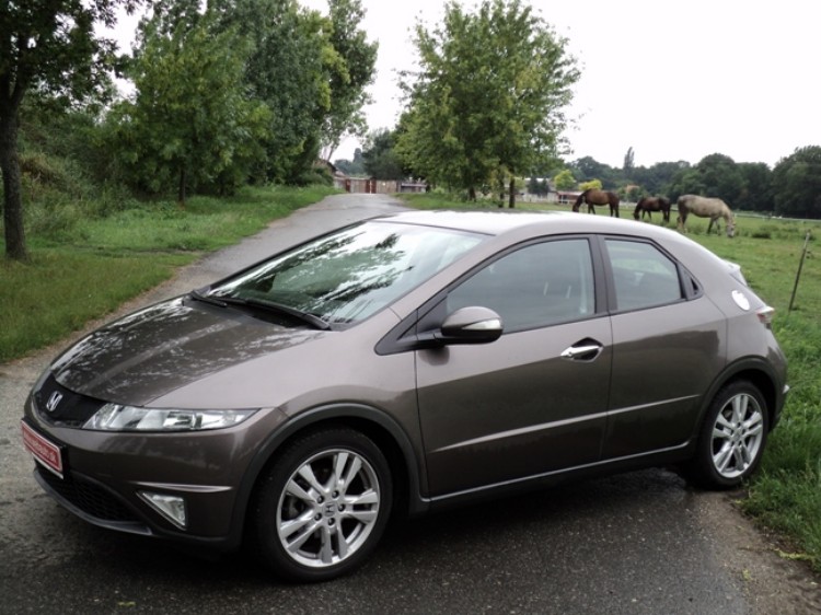 Honda Civic 1.8 i-VTEC AT