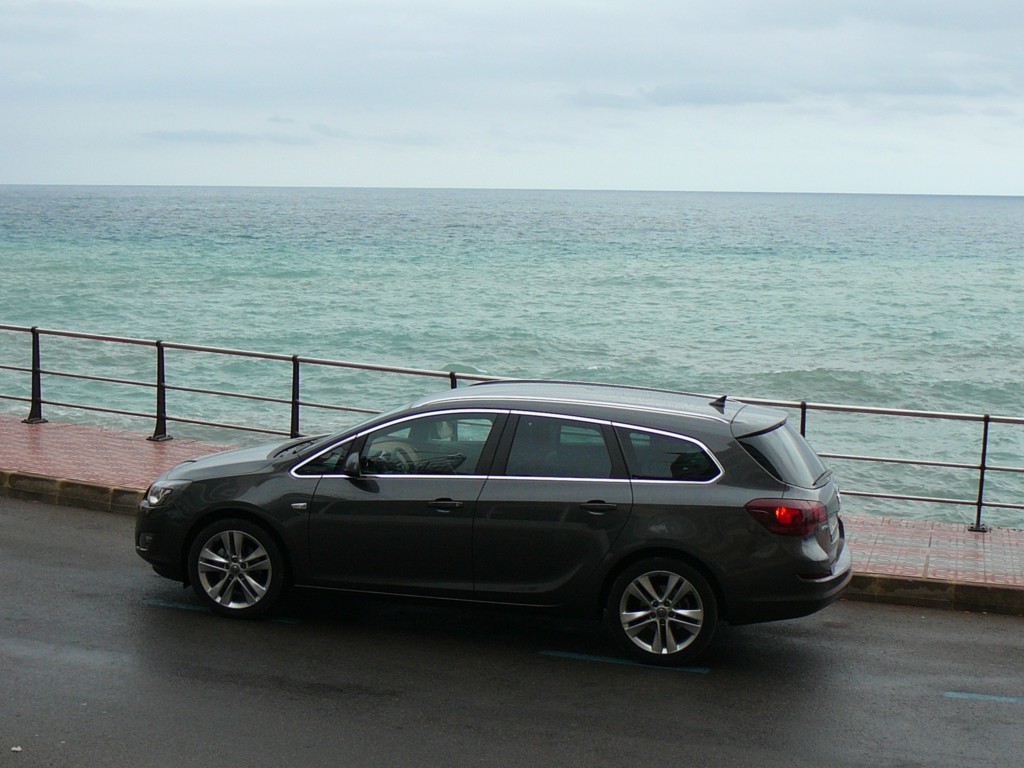 Opel Astra Sports Tourer 1.7 CDTi 