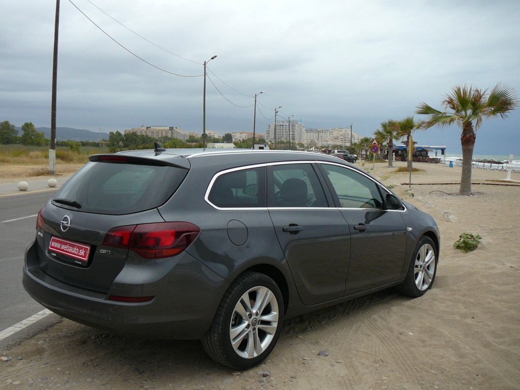 Opel Astra Sports Tourer 1.7 CDTi 