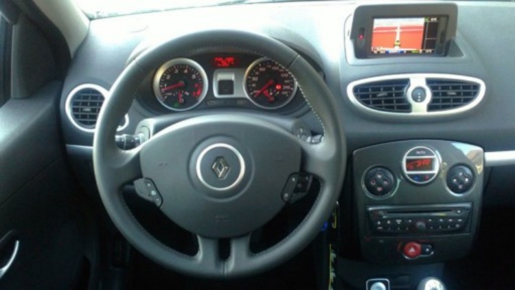 Renault Clio 1.2 16V 