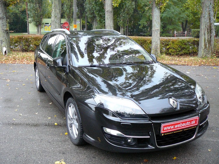 Renault Laguna GrandTour 2.0 dCi AT