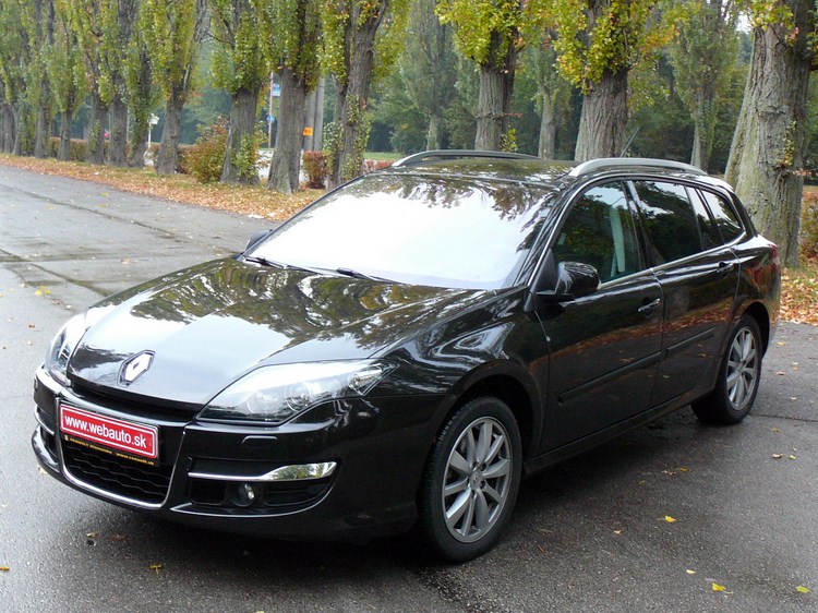 Renault Laguna GrandTour 2.0 dCi AT