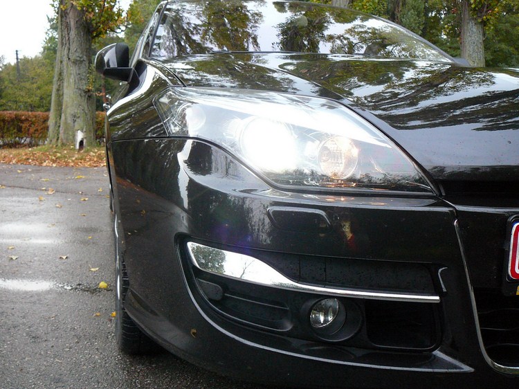 Renault Laguna GrandTour 2.0 dCi AT