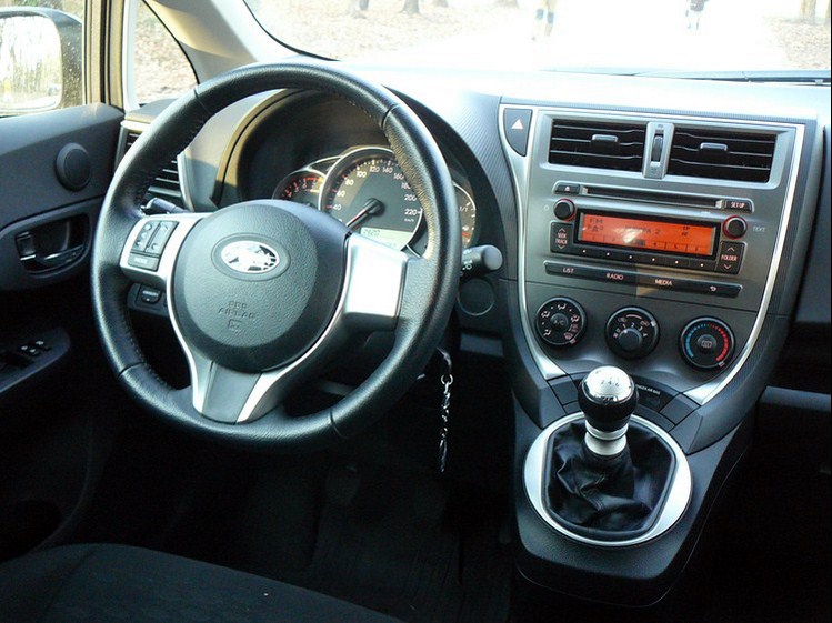 Subaru Trezia 1.3i