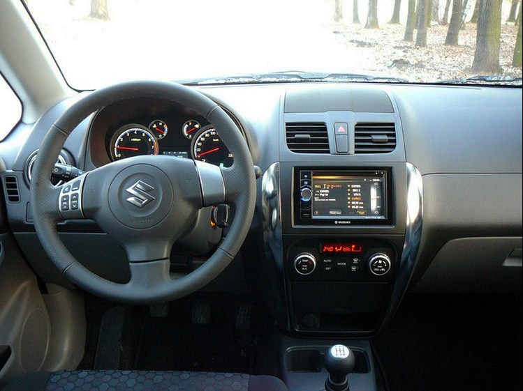 Suzuki SX4 1.6L 4WD Urban Line