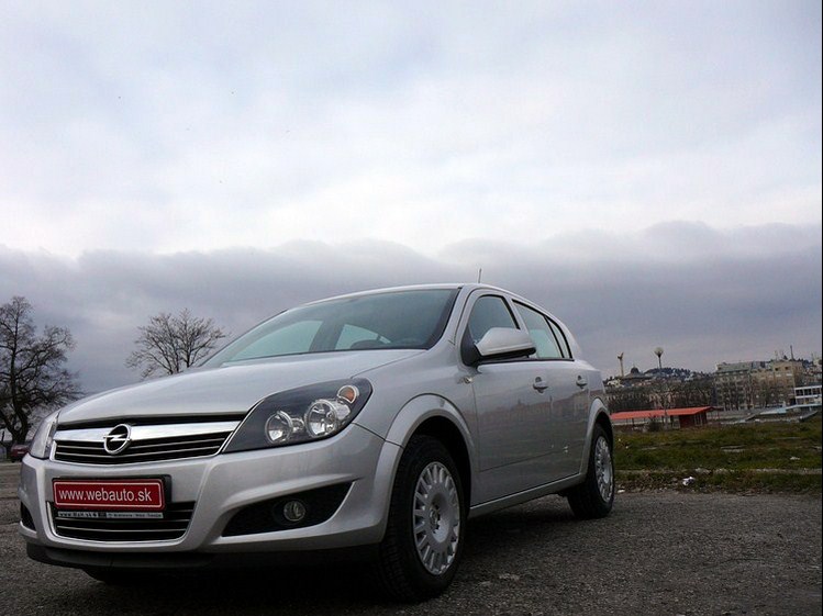 Opel Astra Classic III 1.6 ECOTEC