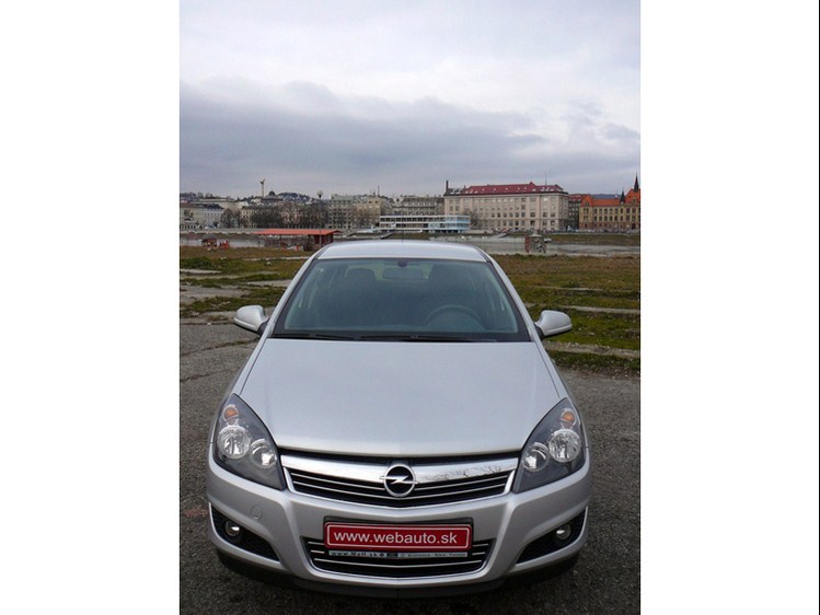 Opel Astra Classic III 1.6 ECOTEC