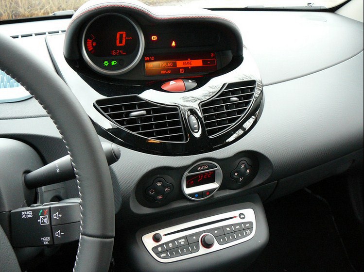 Renault Twingo 1.2 16V (2012)