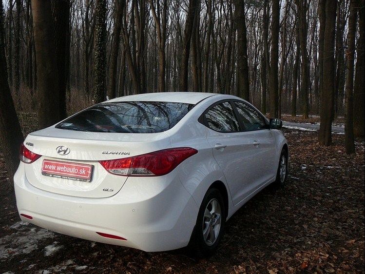 Hyundai Elantra 1.6 D-CVVT