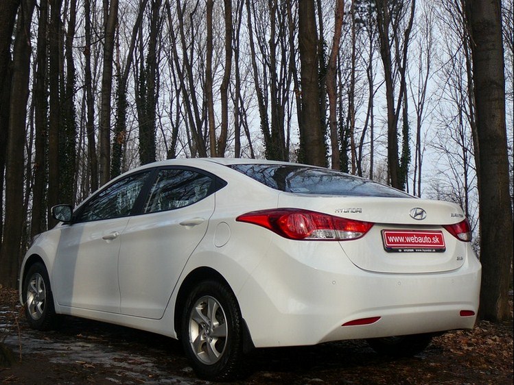 Hyundai Elantra 1.6 D-CVVT