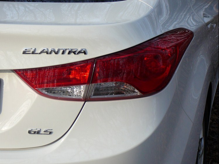 Hyundai Elantra 1.6 D-CVVT