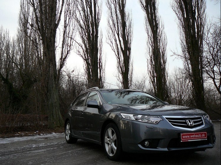 Honda Accord Tourer 2.2 i-DTEC 110kW (Facelift 2012)