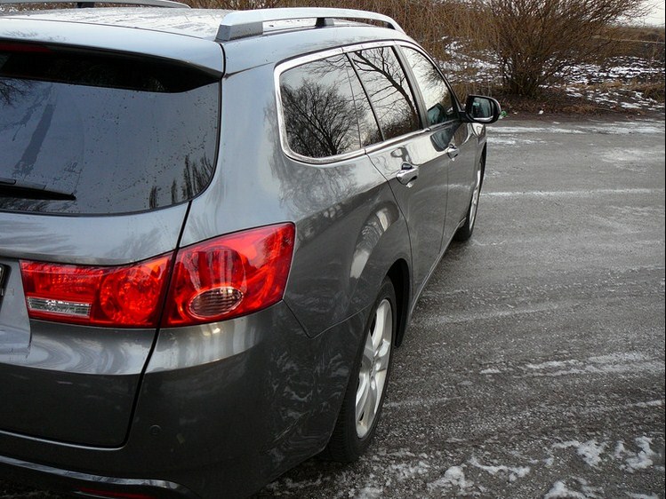 Honda Accord Tourer 2.2 i-DTEC 110kW (Facelift 2012)