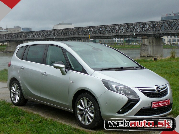 Opel Zafira Tourer 2.0 CDTI AT (121kW)