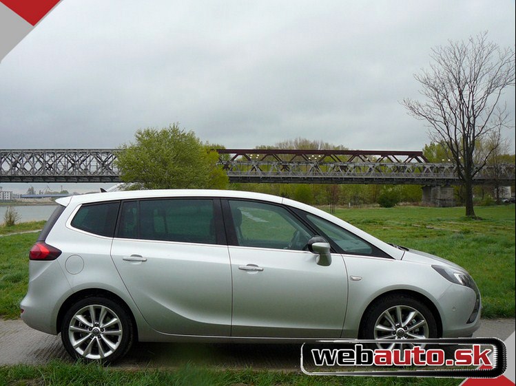 Opel Zafira Tourer 2.0 CDTI AT (121kW)