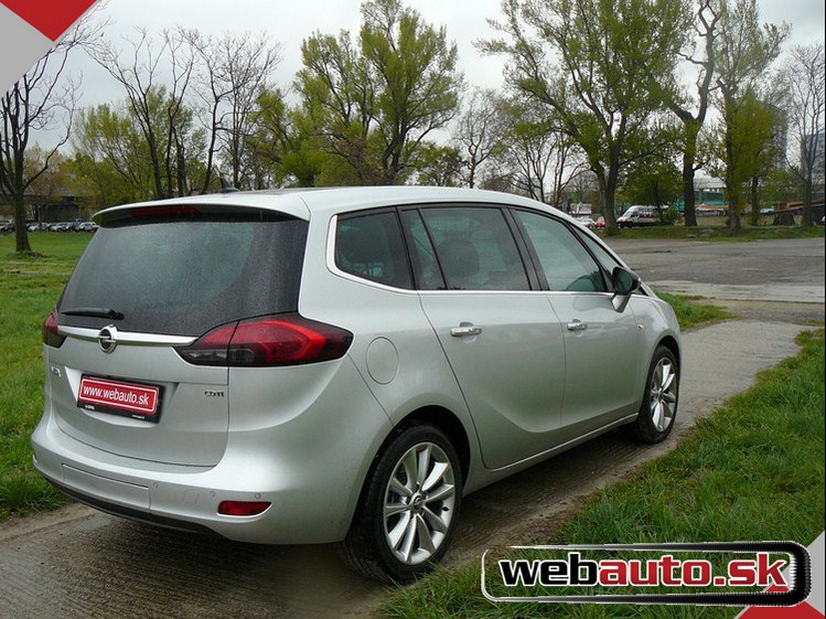 Opel Zafira Tourer 2.0 CDTI AT (121kW)