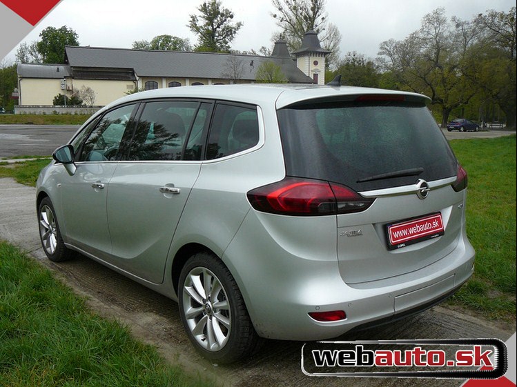 Opel Zafira Tourer 2.0 CDTI AT (121kW)