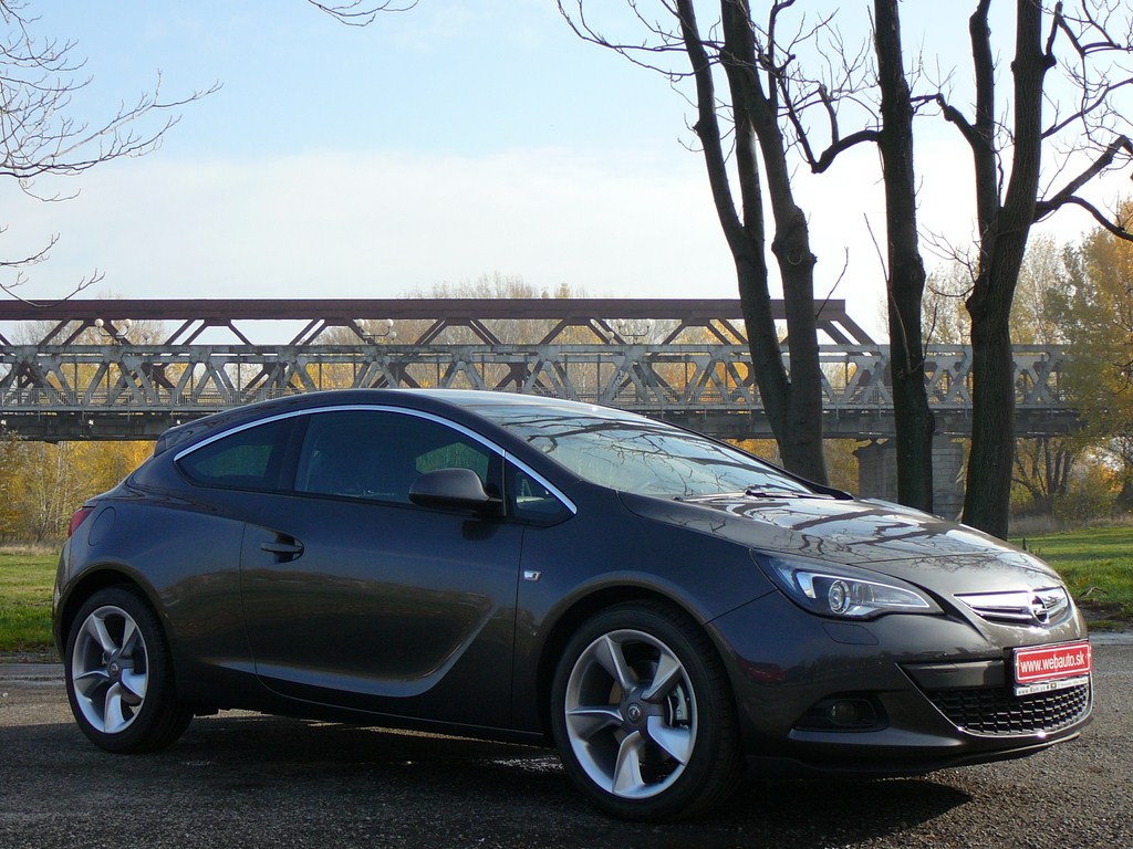 Opel Astra GTC 2.0 CDTI