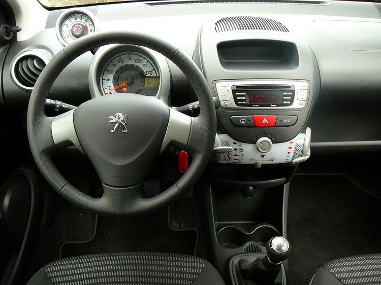 Peugeot 107 1.0 EVA