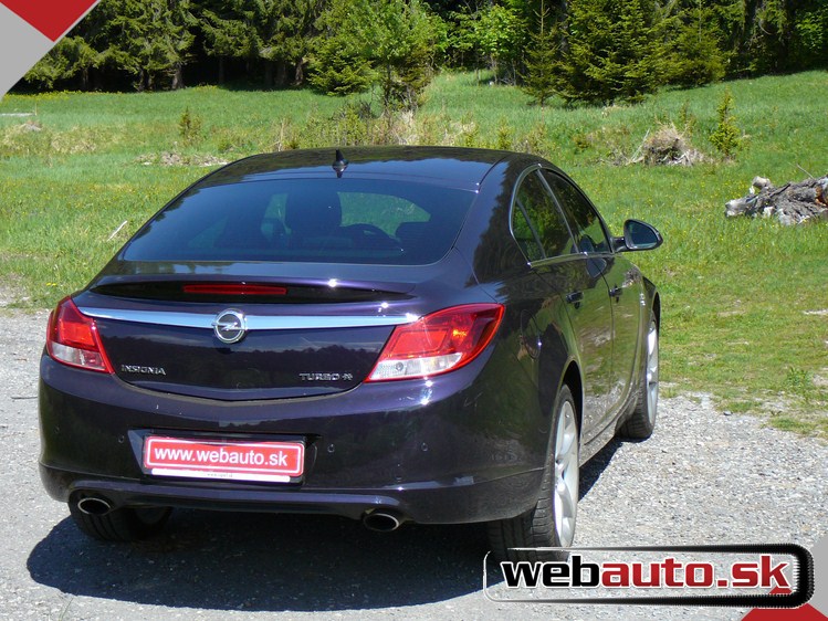 Opel Insignia 2.0 NFT AWD 