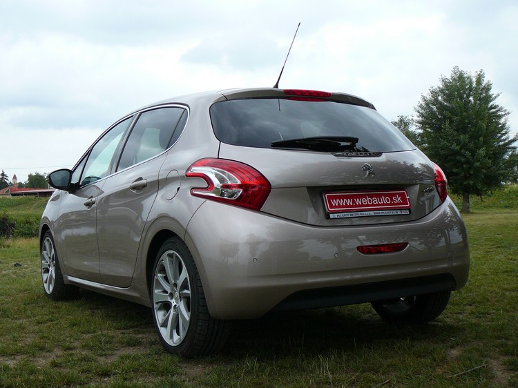 Peugeot 208 1.6 e-HDi