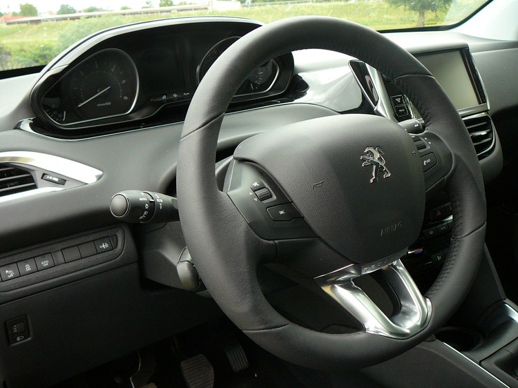 Peugeot 208 1.6 e-HDi