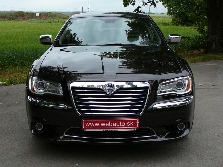 Lancia Thema 3.0 V6 CRD