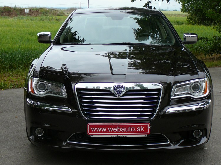 Lancia Thema 3.0 V6 CRD