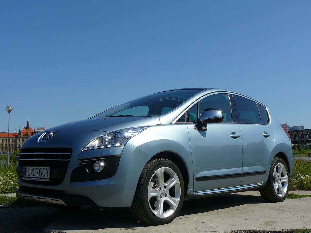 Peugeot 3008 2.0 HDi Hybrid4