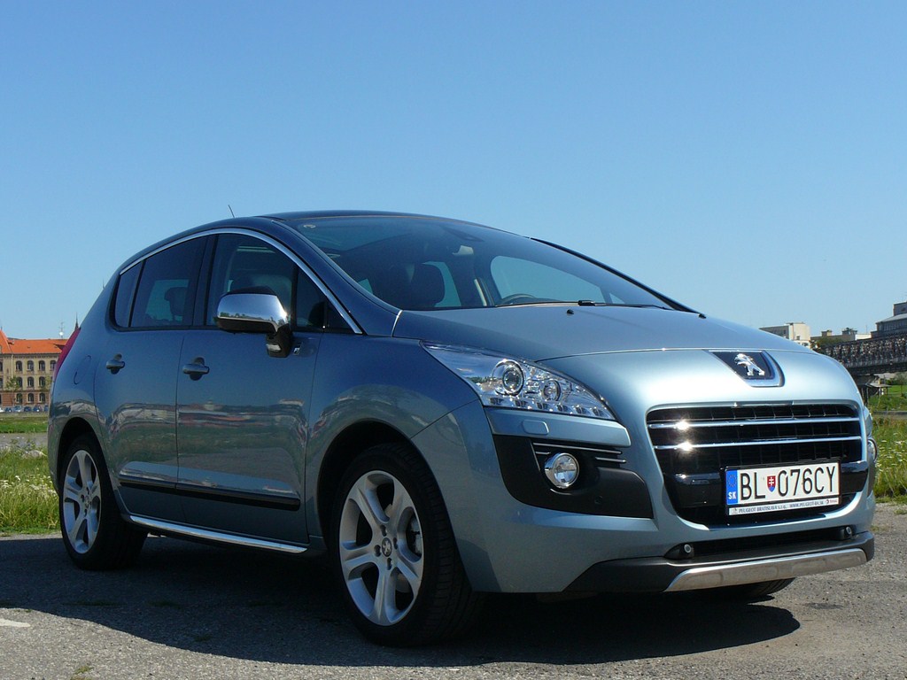 Peugeot 3008 2.0 HDi Hybrid4