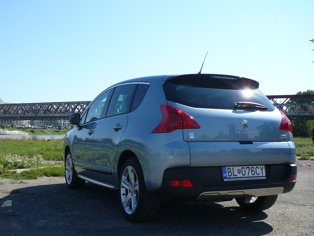 Peugeot 3008 2.0 HDi Hybrid4