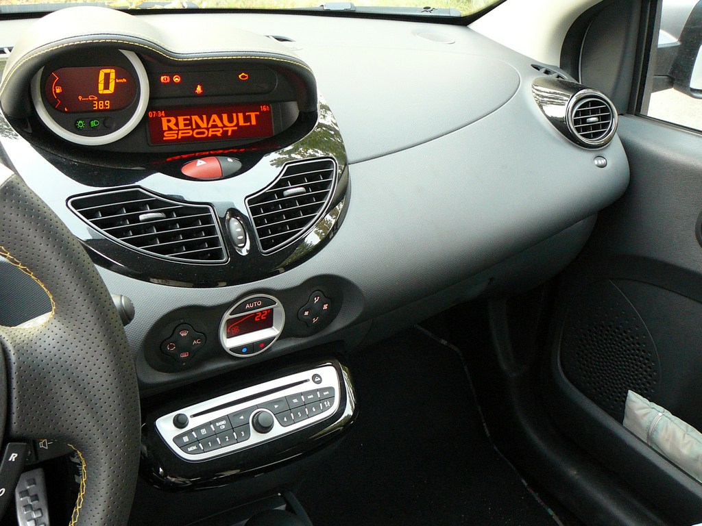 Renault Twingo RS 1.6 16V