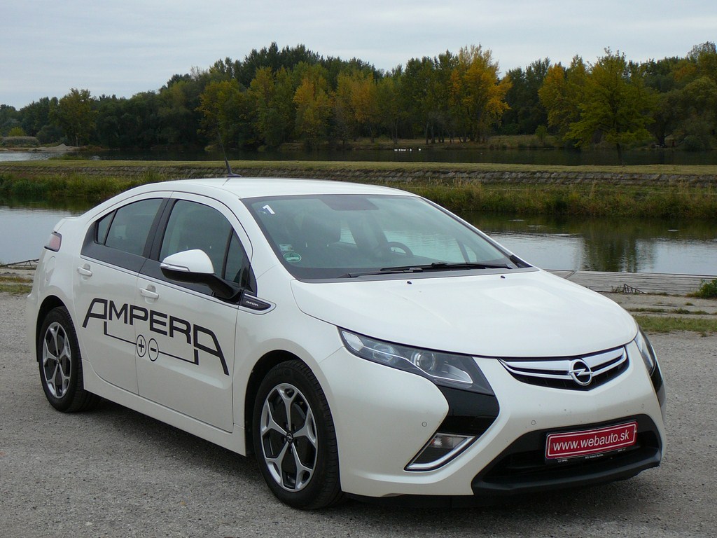 Opel Ampera