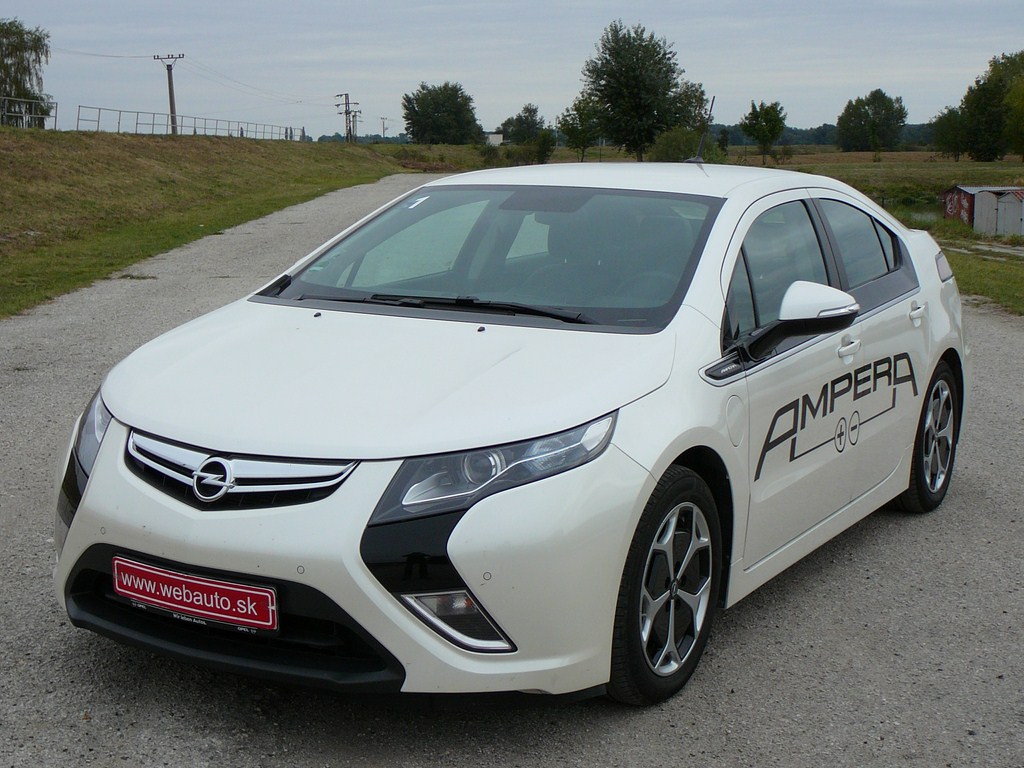 Opel Ampera