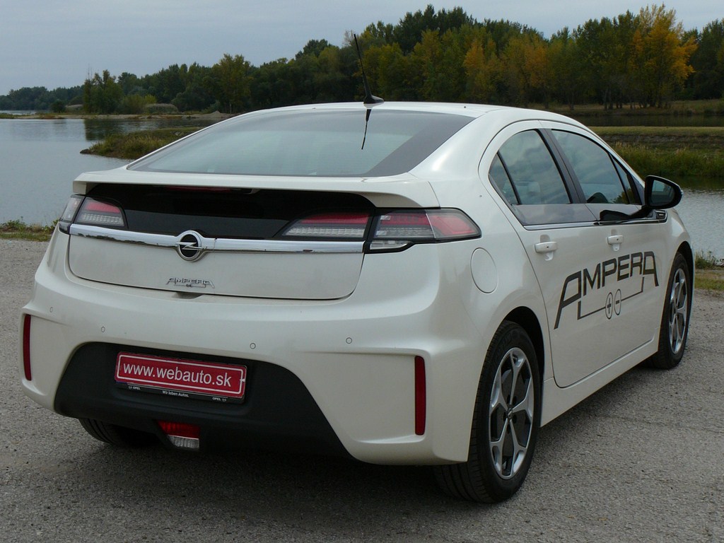 Opel Ampera