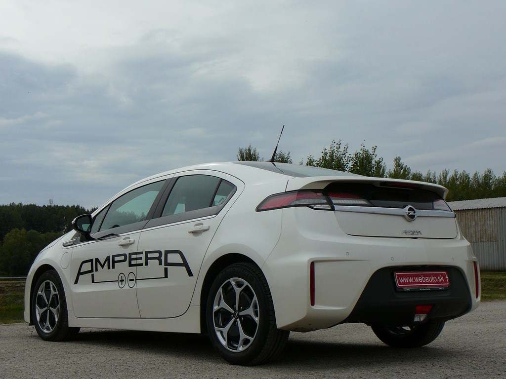 Opel Ampera