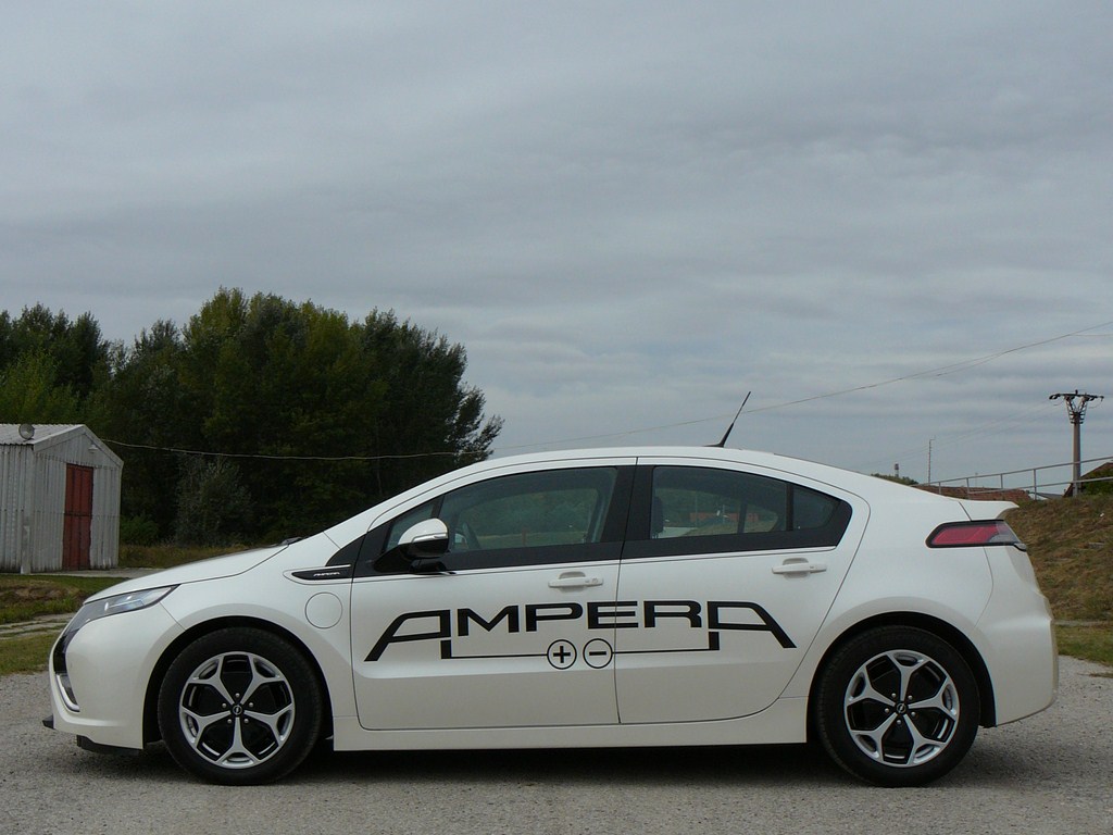 Opel Ampera