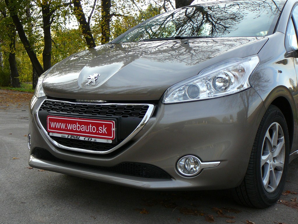 Peugeot 208 1.2 VTi