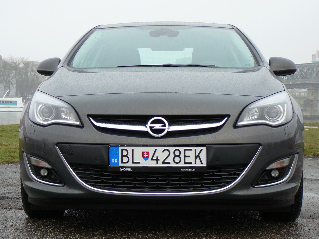 Opel Astra Sedan 1.7 CDTi