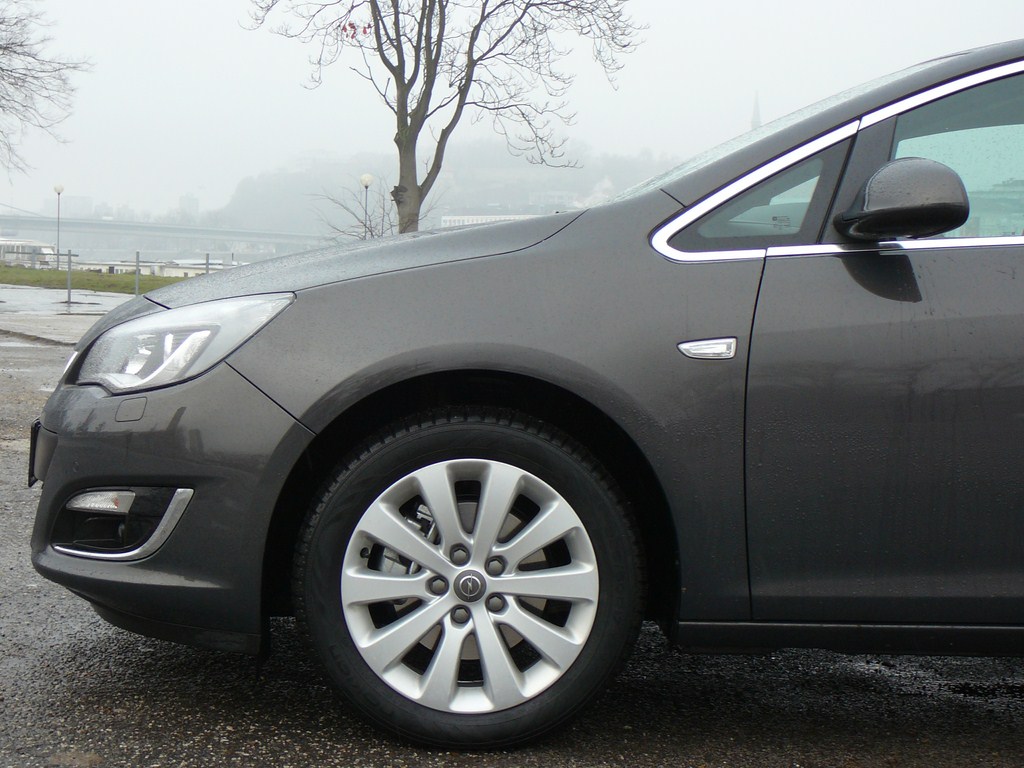 Opel Astra Sedan 1.7 CDTi