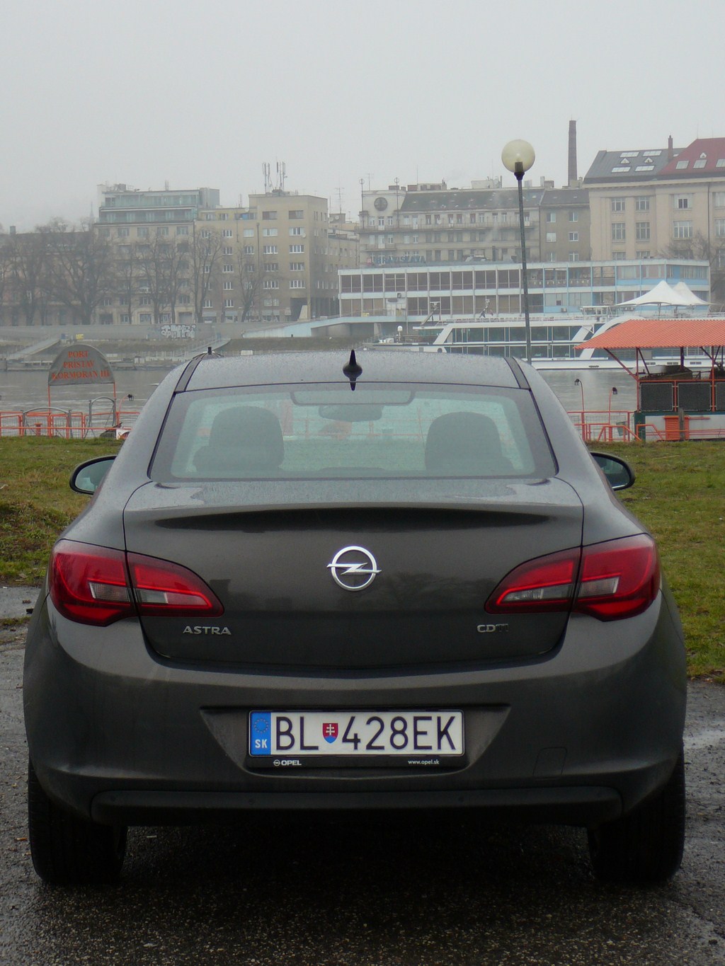 Opel Astra Sedan 1.7 CDTi